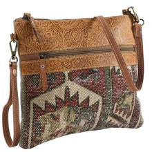 Load image into Gallery viewer, Crossbody Rug with Leather and Front Zipper