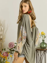 Load image into Gallery viewer, DROP SHOLDER LONG SLEEVE TOP WITH DEEP TWISTED OPEN BACK DETAIL