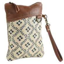 Load image into Gallery viewer, Vertical Rug Wristlet with Leather Top Trim