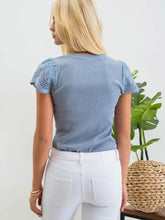 Load image into Gallery viewer, Eyelet Contrast Sleeve Top