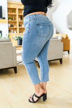 Load image into Gallery viewer, Florence High Waist Destroyed Boyfriend Jeans