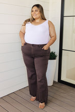 Load image into Gallery viewer, Sybil High Rise Frayed Hem 90&#39;s Straight Jeans in Brown